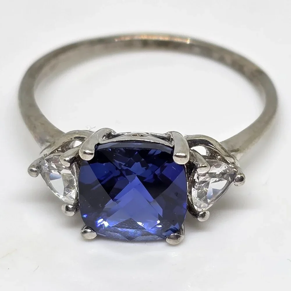 EMA Sterling Silver blue solitaire